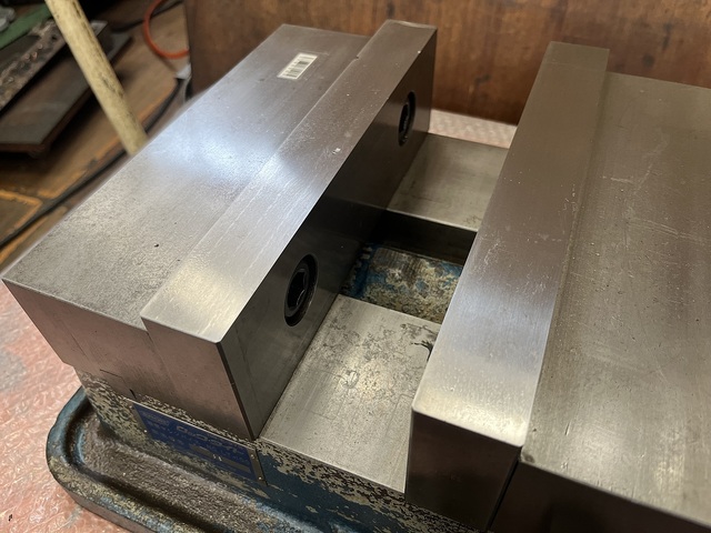 ナベヤ LT-100 バイス の画像 2枚目