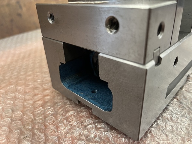 NABEYA LT40MC Vice Image 5