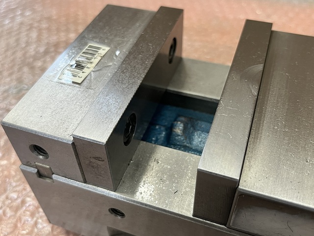 NABEYA LT40MC Vice Image 2