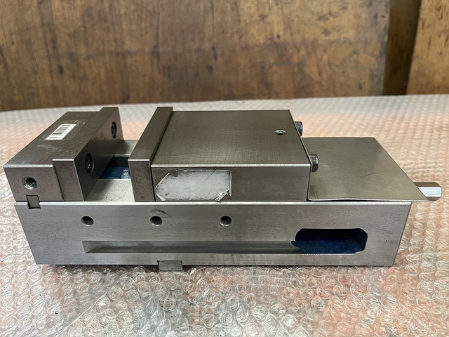 NABEYA LT40MC Vice Image 1