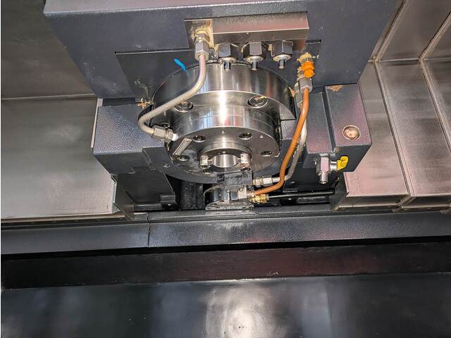 MAZAK FJV-250 Vertical Machining Center Image 4