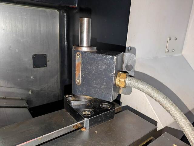 MAZAK FJV-250 Vertical Machining Center Image 6