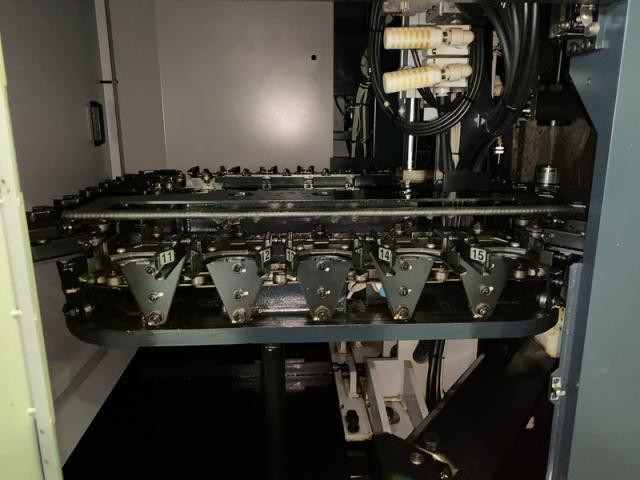 牧野フライス製作所 V33-5XB 立型マシニングセンタ の画像 5枚目