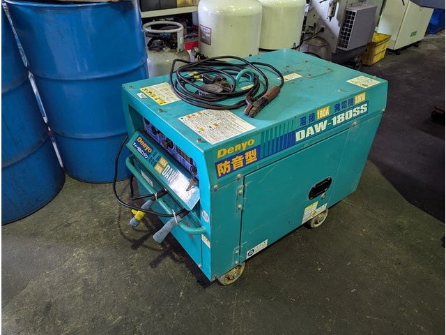 Denyo DAW-180SS Engine Image 2