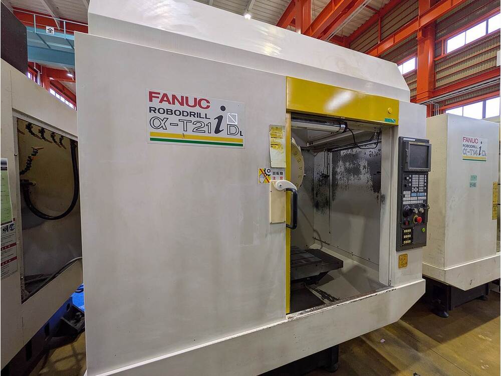 ファナック α-T21iDL 立型マシニングセンタ P009032 の画像