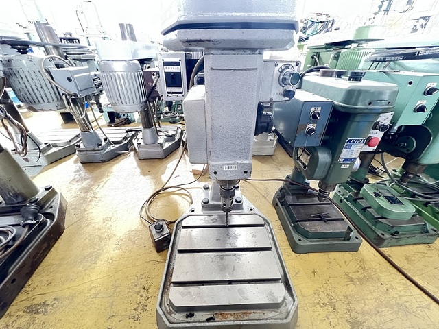 ブラザー BT2-225 Desktop Drilling Machine Image 3