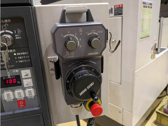森精機 NVD4000 立型マシニングセンタ の画像 10枚目