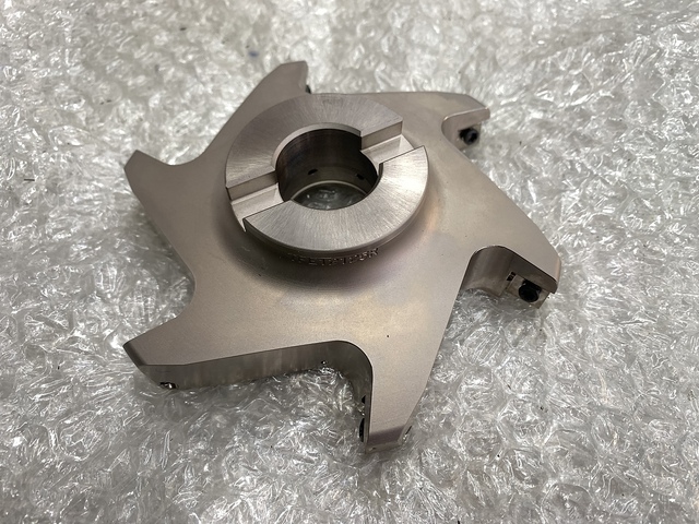 SANDVIK TFE12125R Milling Cutter Image 2