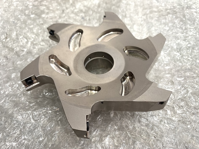 SANDVIK TFE12125R Milling Cutter Image 3