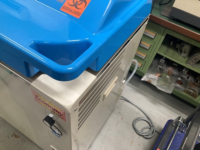 平山製作所 HVA-85LB Cleanroom equipment and scientific material handling systems Image 7
