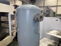 日立 770L エアータンク 122509 の画像