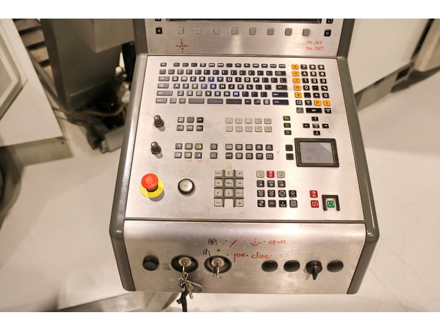 DECKEL MAHO DMU 80 monoBLOCK 1213 5Axis Machining Center Image 7