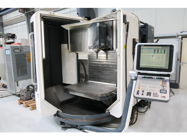 DECKEL MAHO DMU 60 monoBLOCK 5Axis Machining Center Image 13
