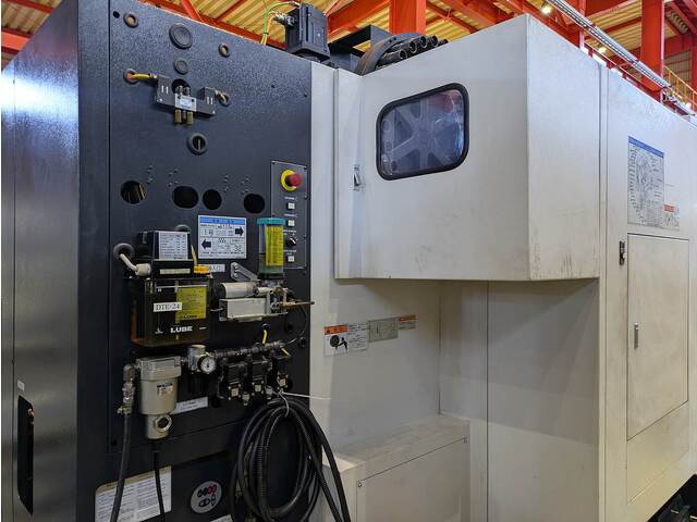 MAZAK VCN-510C-Ⅱ Vertical Machining Center Image 8