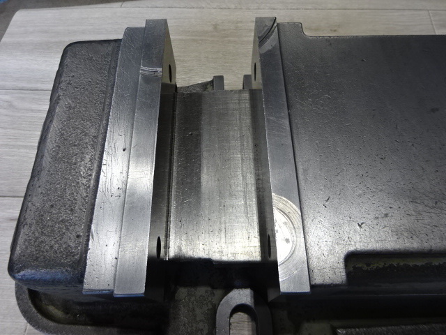 TSUDAKOMA 200-VG Vice Image 5