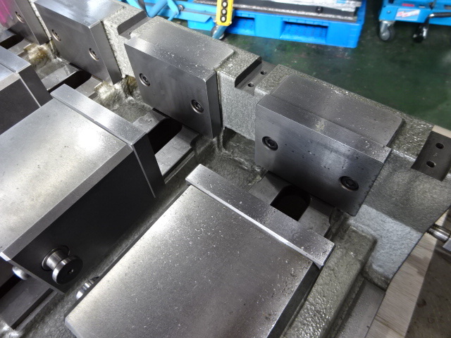 津田駒工業 VM-100-4 バイス の画像 5枚目