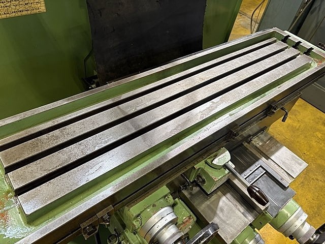 大隈豊和 STM-2R Vertical Milling Machine Image 6