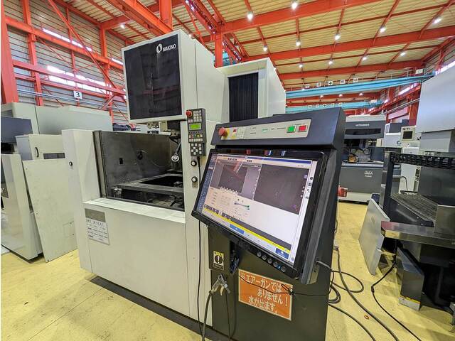 牧野フライス製作所 U6H.E.A.T 放電加工機（ワイヤー） の画像 2枚目