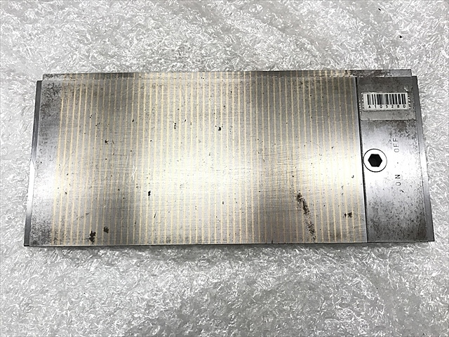 --  Work/Product Holder Image 1
