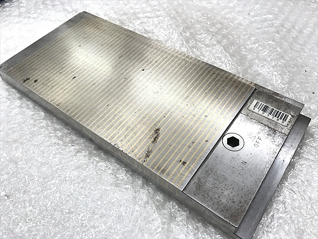 --  Work/Product Holder Image 3