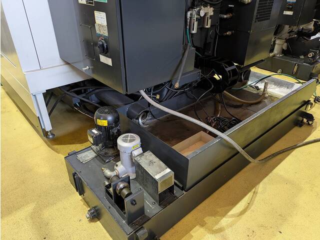 OKK VM5Ⅲ Vertical Machining Center Image 13