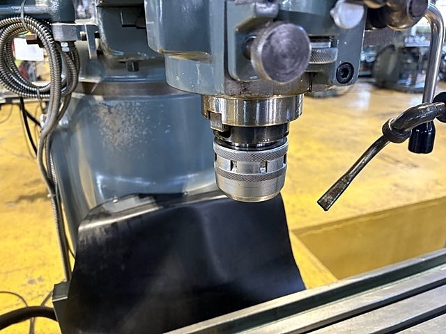 MAKINO KSAP-55 Vertical Milling Machine Image 5