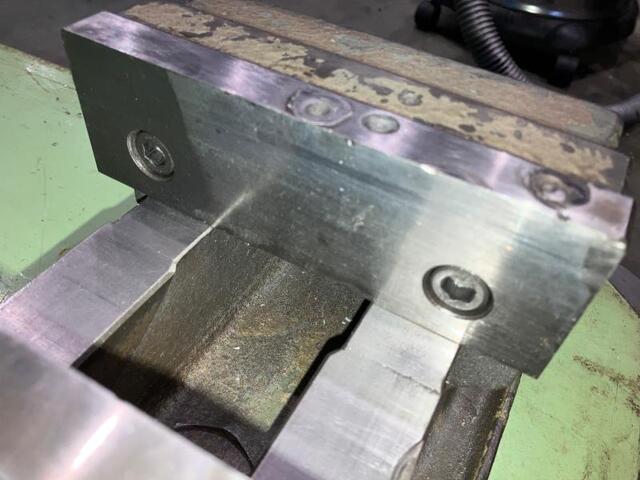 TAKEDA MACHINE TOOLS  Vice Image 4
