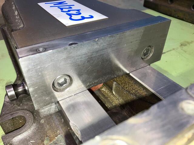 TAKEDA MACHINE TOOLS  Vice Image 5