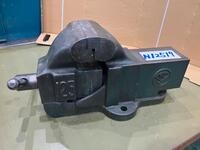 NABEYA 　 Small Vice N12519 Image