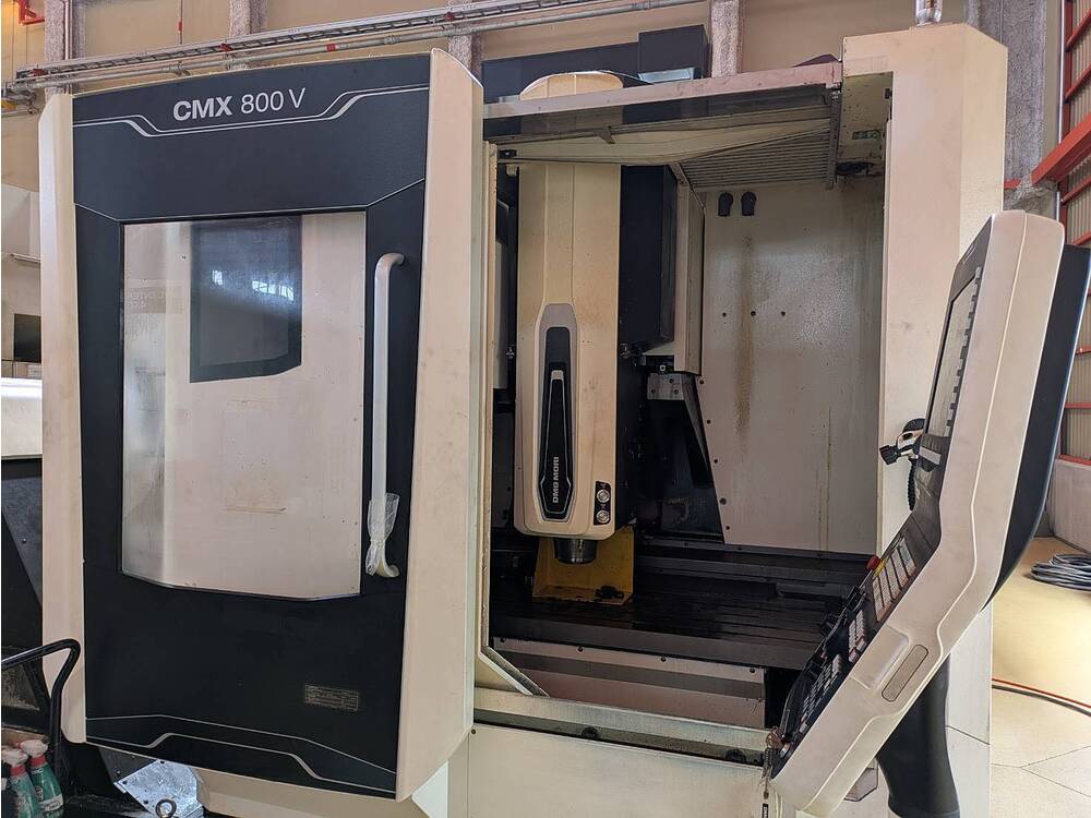 森精機 CMX800V 立型マシニングセンタ P009164 の画像
