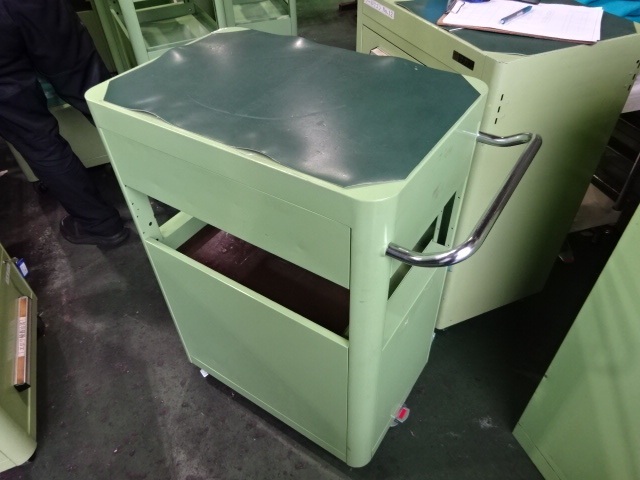 SAKAE 470X320X880 Tool Rack Image 2