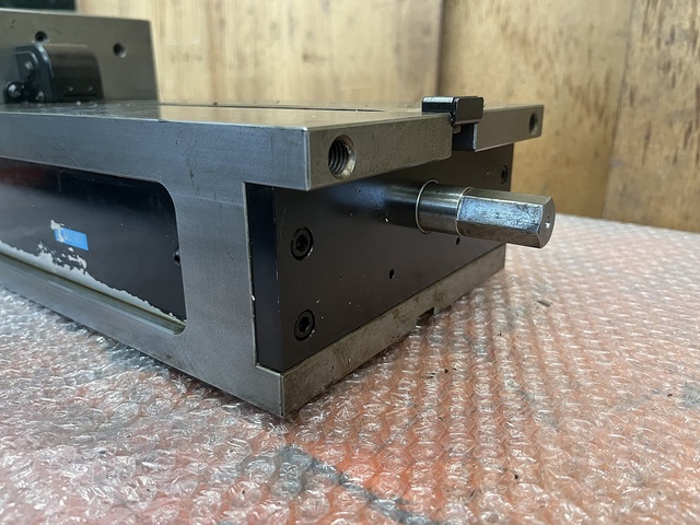 NABEYA LTCV200 Vice Image 6