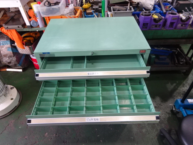 OSAKA SEIKAN 不明 Tool Cabinet Image 2