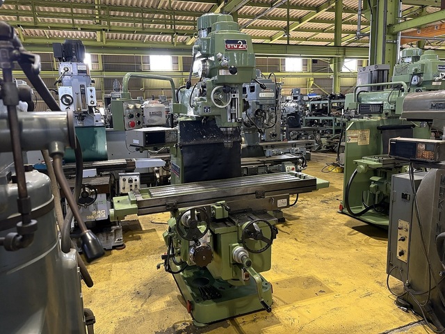 大隈豊和 STM-2R Vertical Milling Machine Image 1