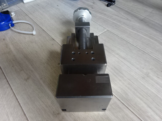 JAPAN AUTOMATIC MACHINE 口巾70 Vice Image 3