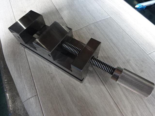 JAPAN AUTOMATIC MACHINE MP-80 Vice Image 1
