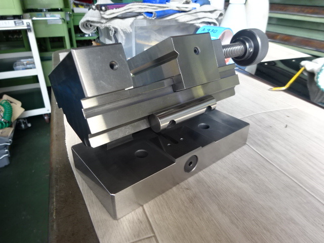 JAPAN AUTOMATIC MACHINE L50-2 Vice Image 3