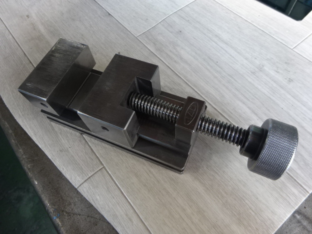 JAPAN AUTOMATIC MACHINE NP80-1 Vice A-0931 Image