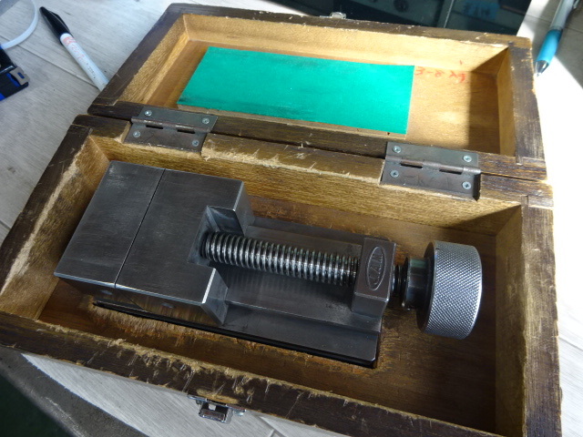 JAPAN AUTOMATIC MACHINE NP80-1 Vice Image 5