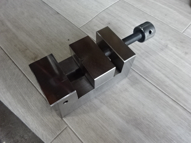 HIKARI SEIKI HV-30 Vice Image 2