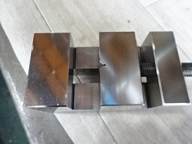HIKARI SEIKI HV-30 Vice Image 5