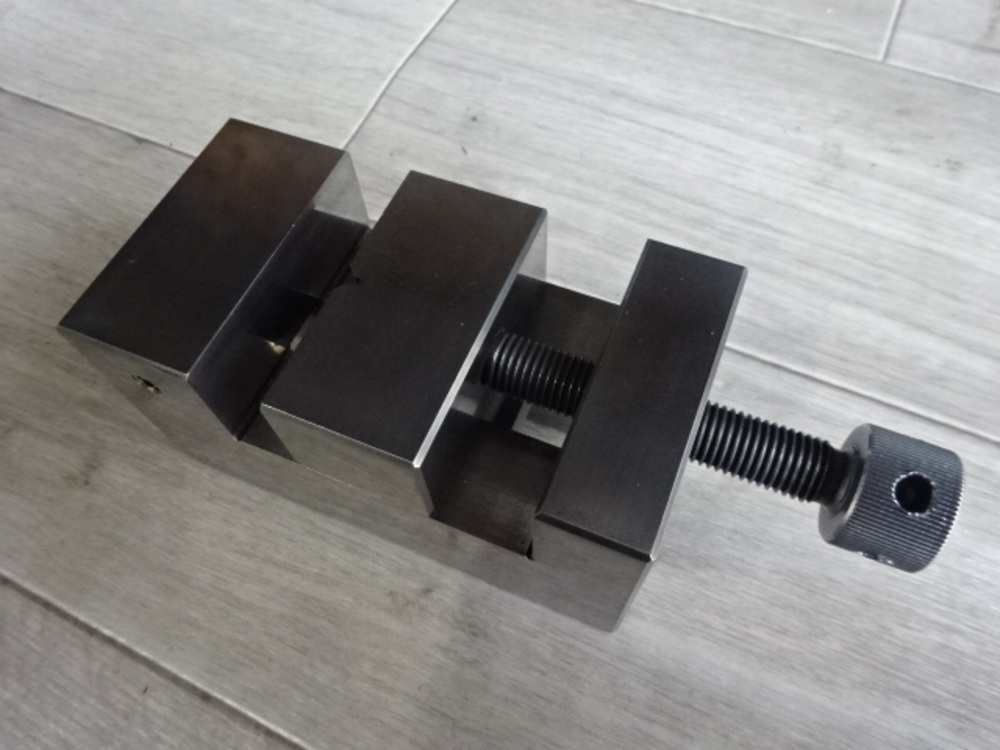 HIKARI SEIKI HV-30 Vice A-0935 Image