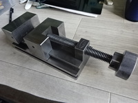 JAPAN AUTOMATIC MACHINE 口巾90 Vice A-0938 Image