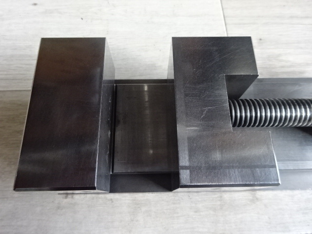 JAPAN AUTOMATIC MACHINE 口巾90 Vice Image 3
