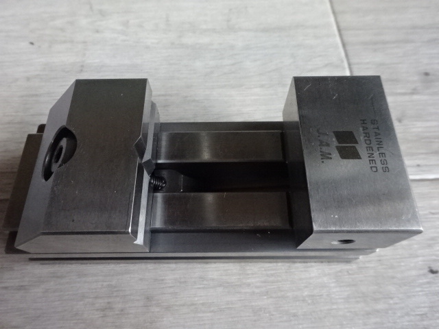 JAPAN AUTOMATIC MACHINE 口巾45 Vice Image 4
