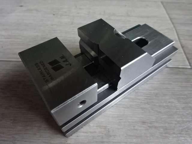 JAPAN AUTOMATIC MACHINE 口巾45 Vice Image 2