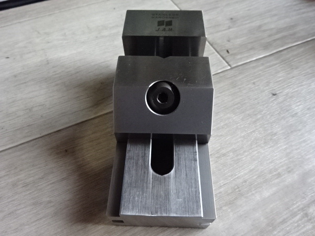 JAPAN AUTOMATIC MACHINE 口巾45 Vice Image 4