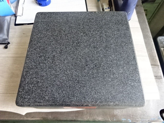 MOJAVE GPANITE 310X305X85 定盤（長辺0.00m~） の画像 2枚目