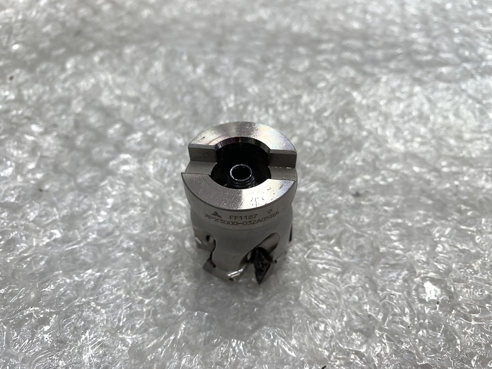 MITSUBISHI MATERIALS APX3000-032A05RA Milling Cutter C184117 Image