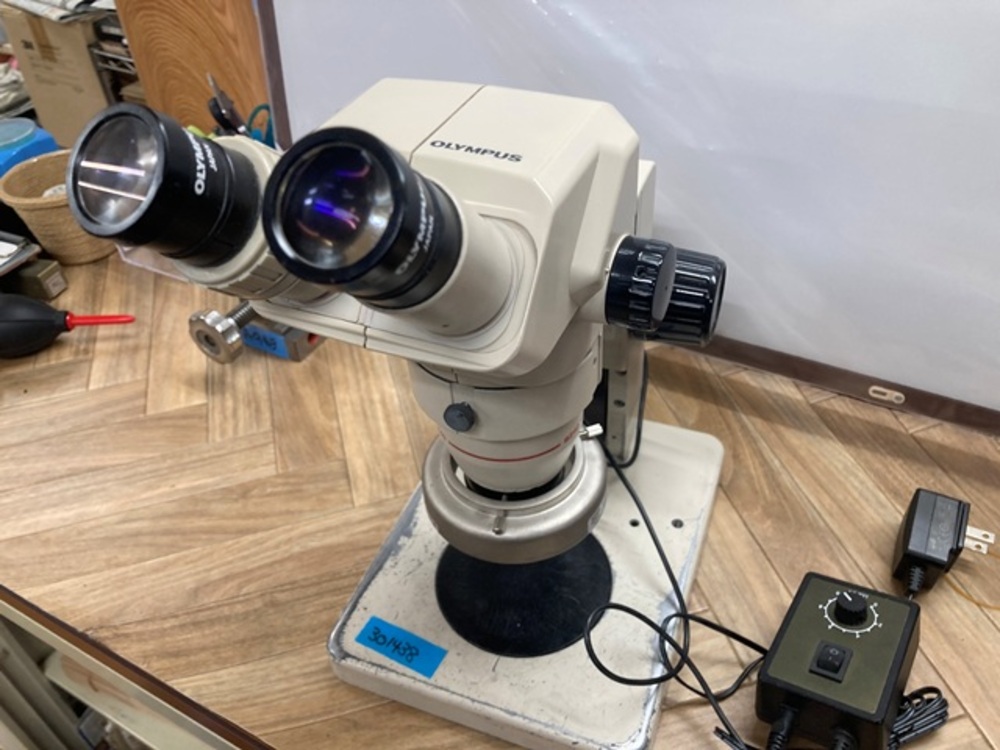 Olympus SZ-40 Microscope 301438 Image